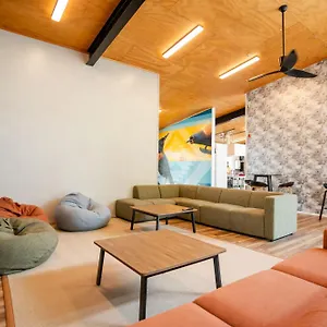 Haka House Hostal