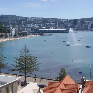 Oriental Bay At Its Apartment Wellington